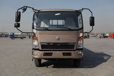 HOWO 4 × 2 الشاحنات التجارية الخفيفة توفير الوقود البني اللون 160hp 8.2t المحور الخلفي