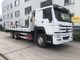 ساينو تراك HOWO 6X4 شاحنة بضائع ثقيلة سرير منخفض 290HP HF7 / HF9 المحاور الأمامية 40 طن